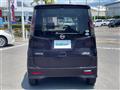2012 Nissan ROOX