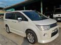 2012 Mitsubishi Delica D5