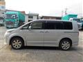 2012 Mitsubishi Delica D5