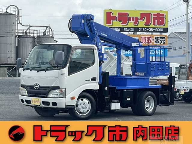 2014 Hino Dutro