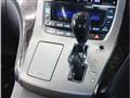2013 Toyota Alphard Hybrid