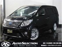 2013 Toyota Alphard Hybrid