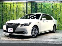 2016 Toyota Crown Majesta