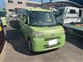 2011 Daihatsu Tanto