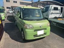 2011 Daihatsu Tanto