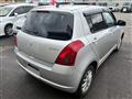 2005 Suzuki Swift