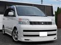 2002 Toyota Voxy