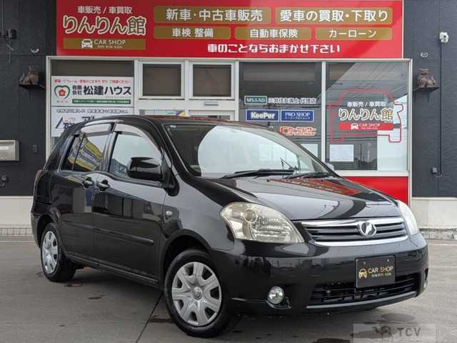 2010 Toyota Raum