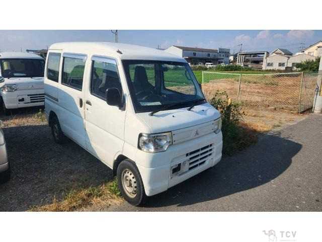 2013 Mitsubishi Mitsubishi Others