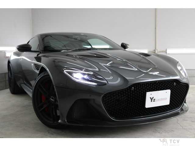 2019 Aston Martin DBS