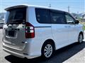 2011 Toyota Noah