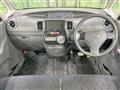 2011 Daihatsu Tanto