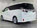 2015 Toyota Vellfire