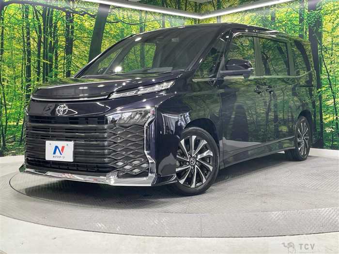 2022 Toyota Voxy