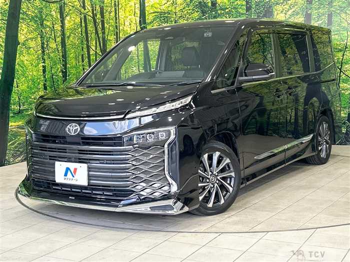 2022 Toyota Voxy