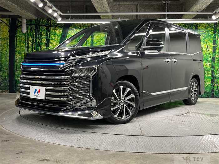 2022 Toyota Voxy
