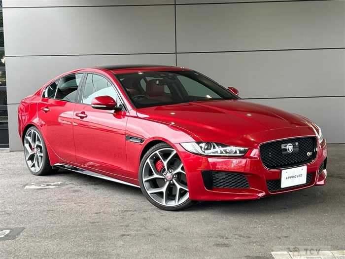2017 Jaguar XE
