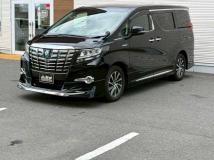 2017 Toyota Alphard Hybrid