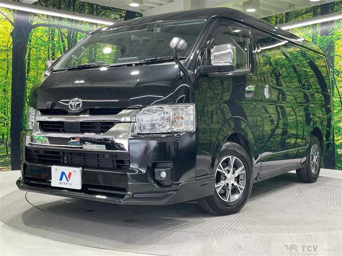 2025 Toyota Hiace Wagon