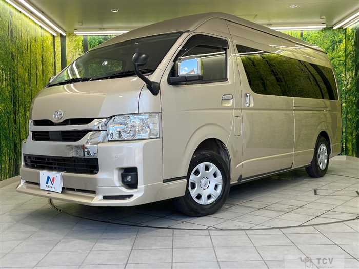 2022 Toyota Hiace Wagon