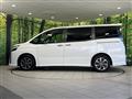 2021 Toyota Voxy