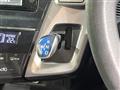 2016 Toyota PRIUS α