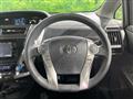 2016 Toyota PRIUS α