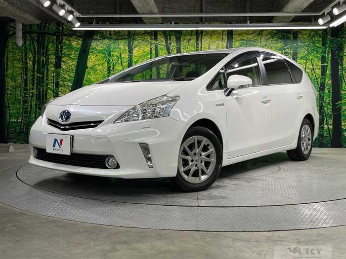 2014 Toyota PRIUS α