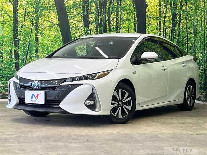 2022 Toyota Prius PHV