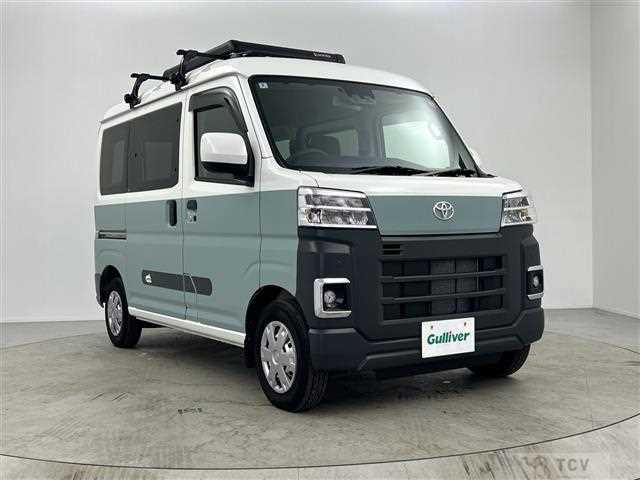2025 Toyota PIXIS VAN