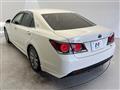 2018 Toyota Crown Hybrid