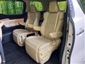 2018 Toyota Alphard Hybrid