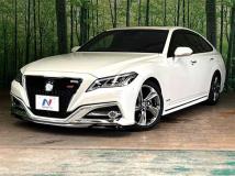 2019 Toyota Crown Hybrid
