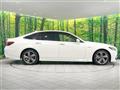 2019 Toyota Crown Hybrid