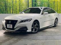 2019 Toyota Crown Hybrid