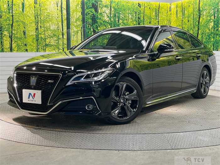2020 Toyota Crown Hybrid
