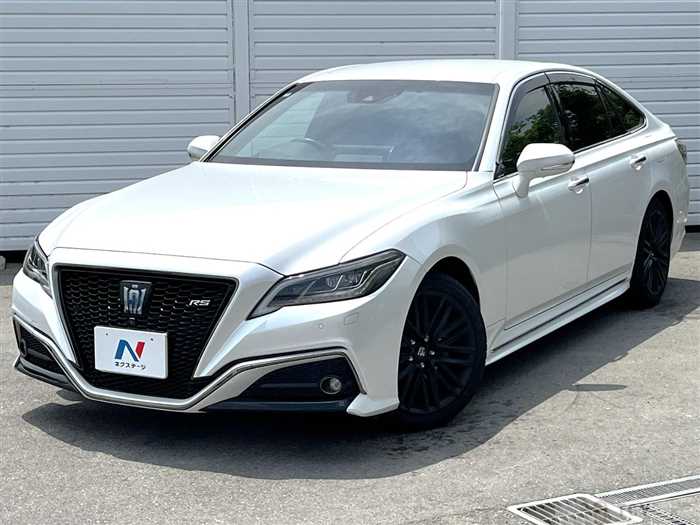 2022 Toyota Crown Hybrid