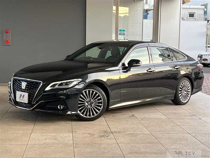 2022 Toyota Crown Hybrid