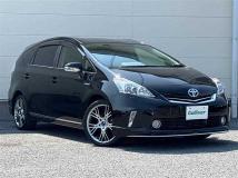 2013 Toyota PRIUS α