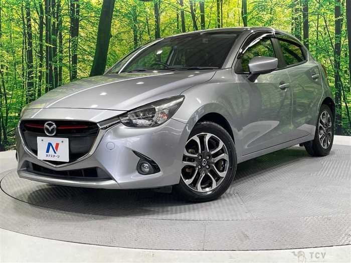 2016 Mazda Demio
