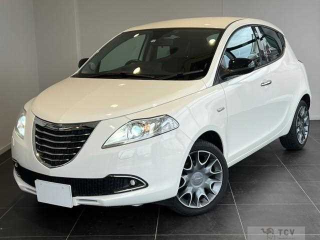 2012 Chrysler Ypsilon