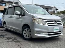 2014 Honda Step WGN