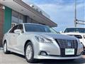 2017 Toyota Crown Hybrid
