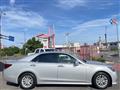 2017 Toyota Crown Hybrid