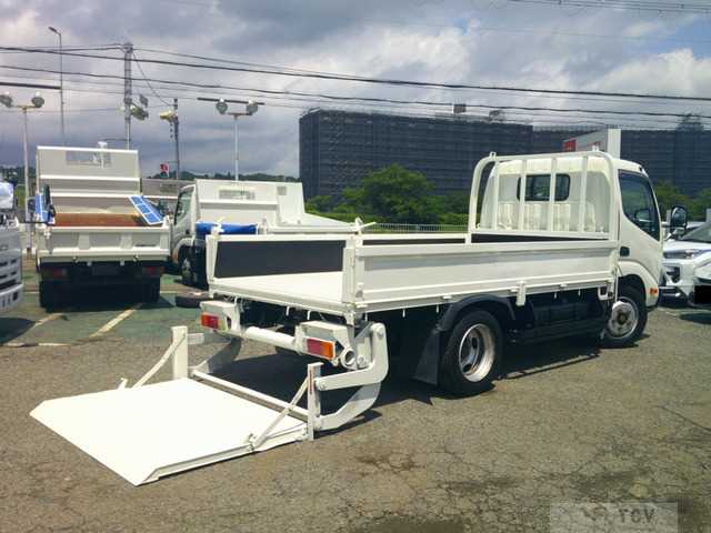 2017 Toyota Dyna Truck