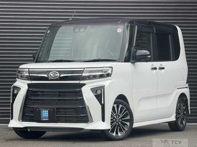 2023 Daihatsu Tanto Custom