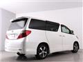 2013 Toyota Alphard G