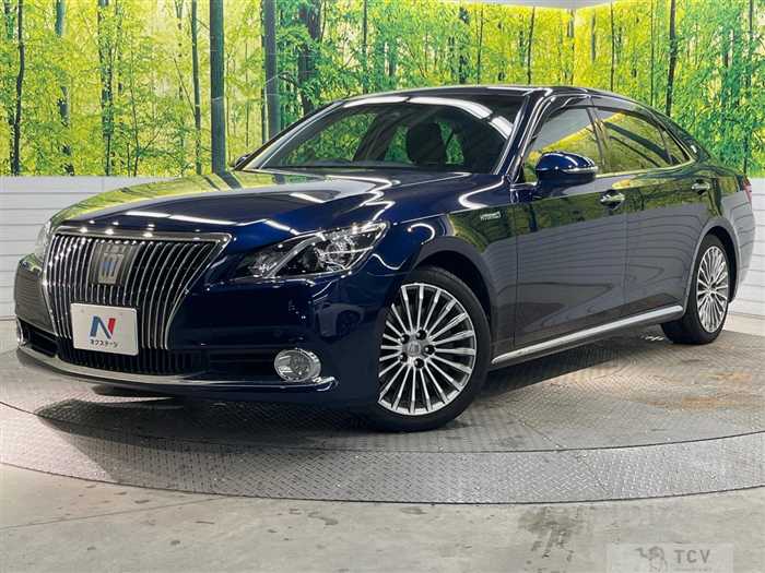 2014 Toyota Crown Majesta