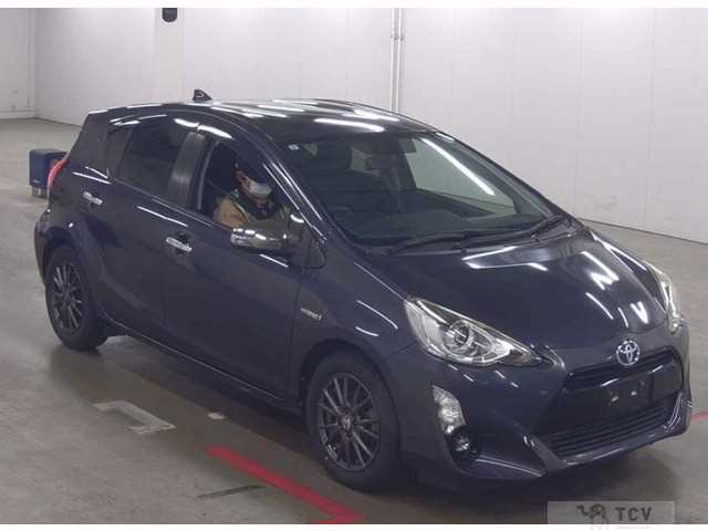 2015 Toyota AQUA