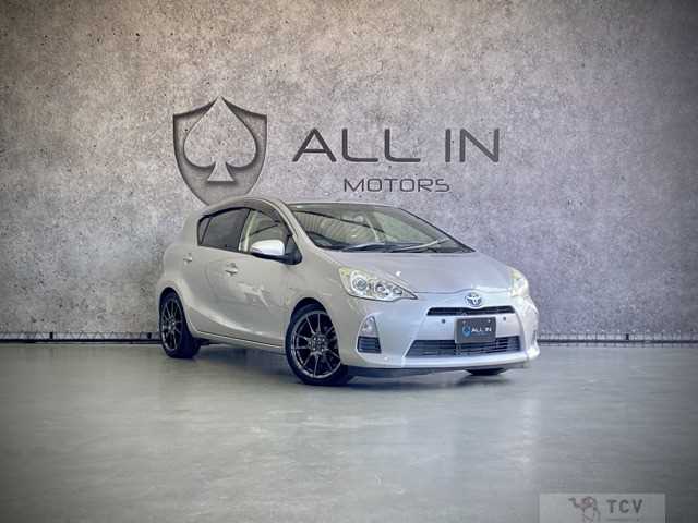 2013 Toyota AQUA